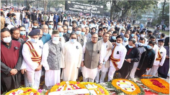 শুরু হয়েছে সর্বোচ্চ আদালতে বাংলায় রায় লেখা: প্রধান বিচারপতি